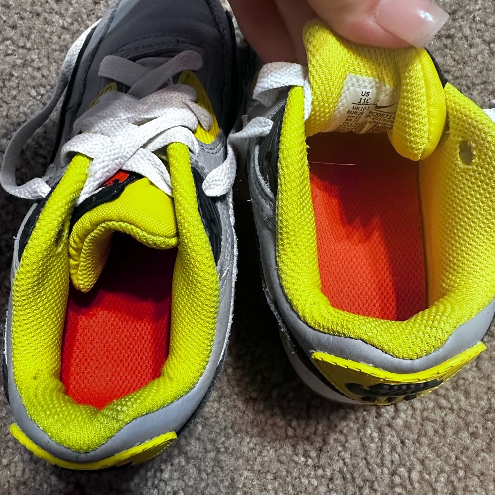 Nike Smiley